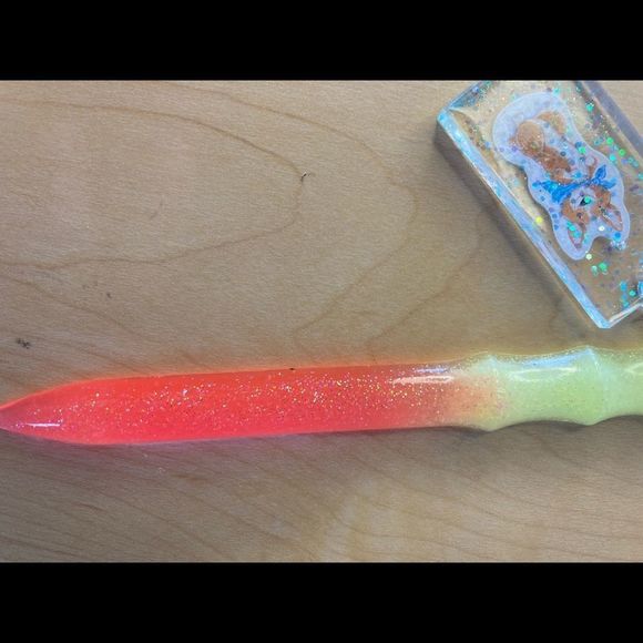 Glow in the dark self defense keychain - Picture 15 of 15